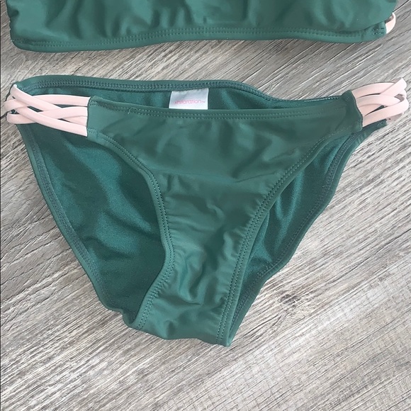 Bathing Suit - Picture 2 of 6